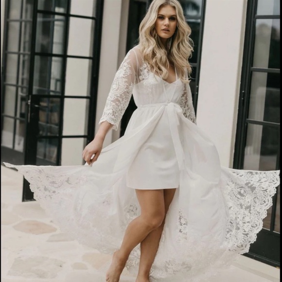Le Rose Intimates & Sleepwear Le Rose White Inaya Bridal Robe Poshmark